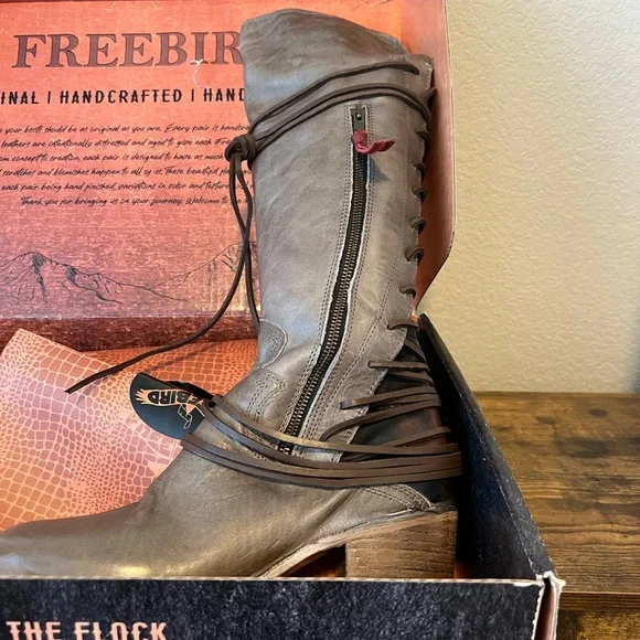 Freebird Coal Gray And Brown Boots 11 - Picture 2 of 13
